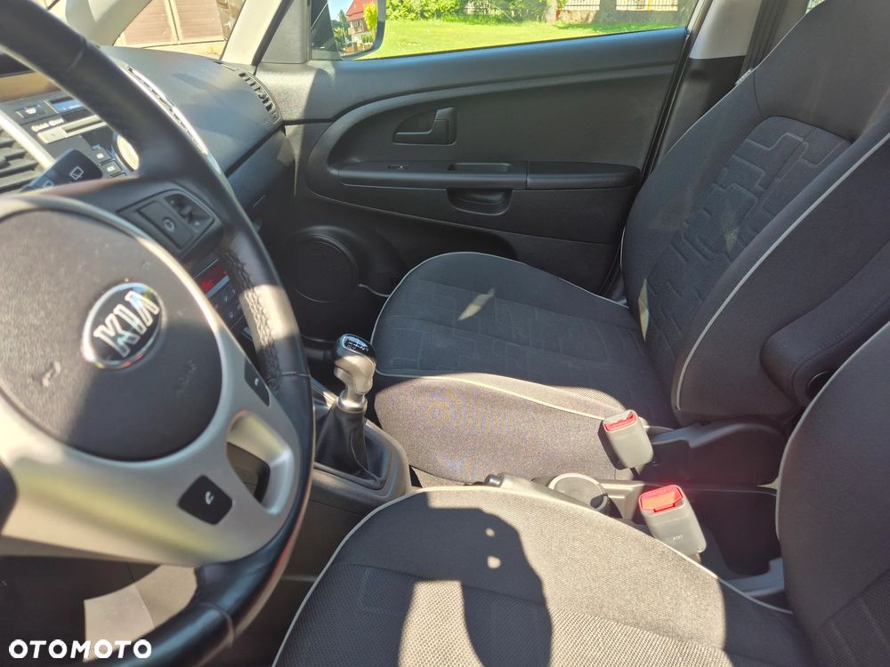 Kia Venga 1.4 CVVT Dream Team Edition - 18