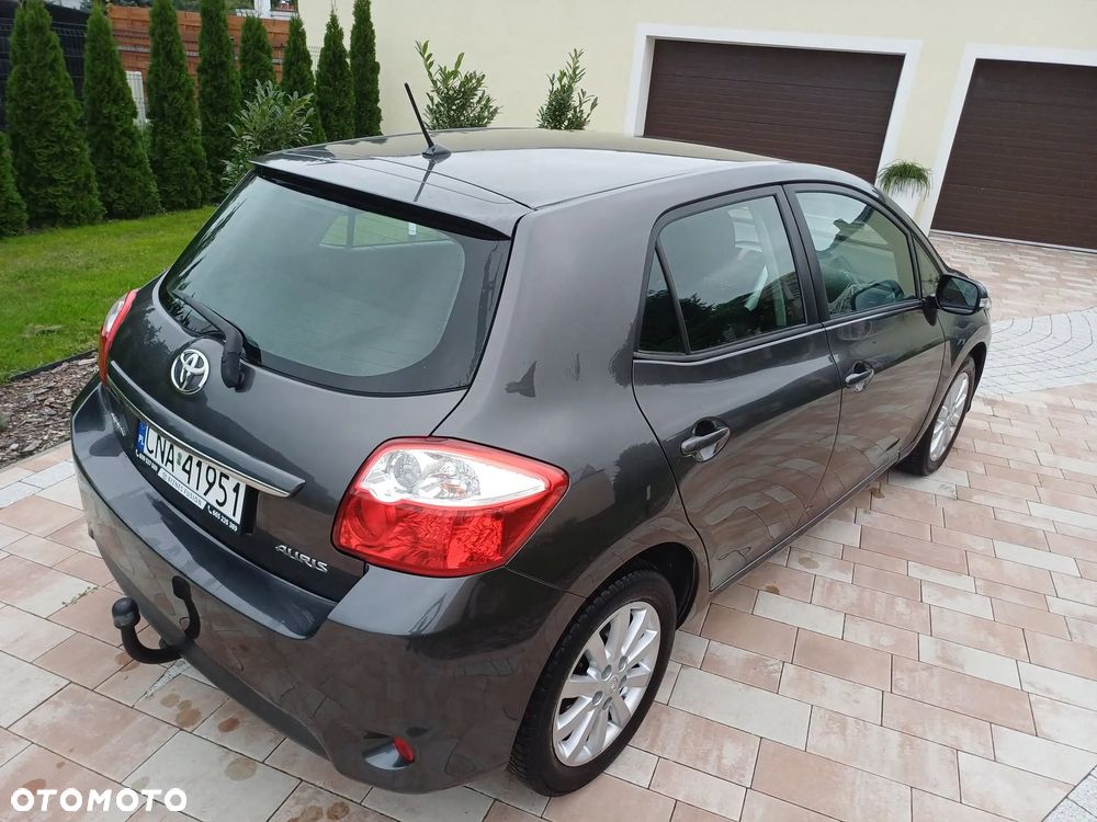 Toyota Auris 1.6 Valvematic Life - 12