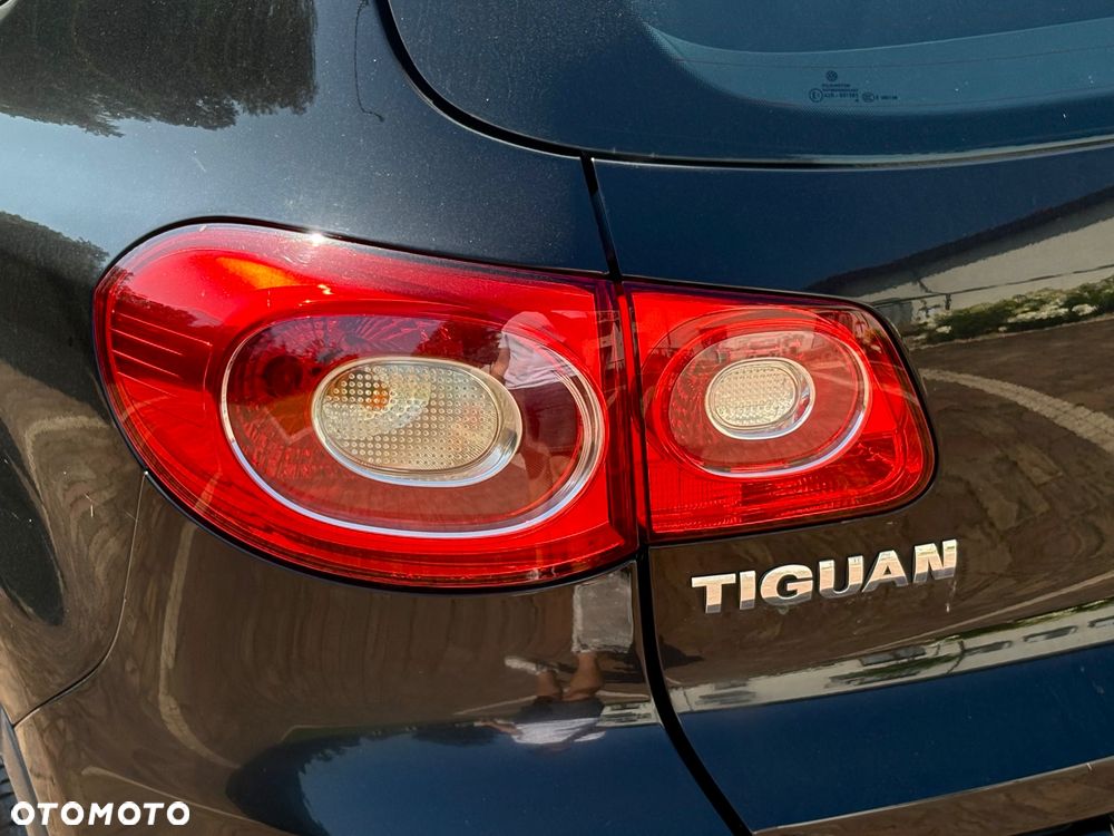Volkswagen Tiguan 1.4 TSI 4Motion Trend & Fun - 8