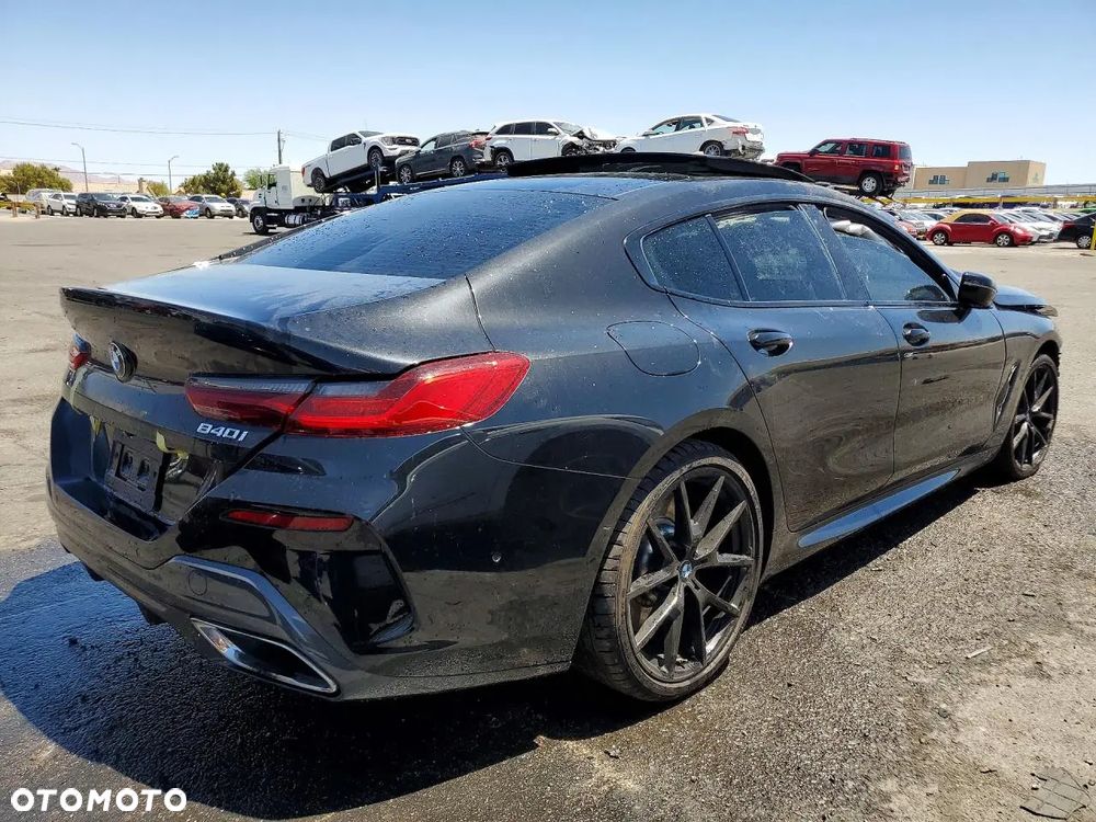 BMW Seria 8 - 1