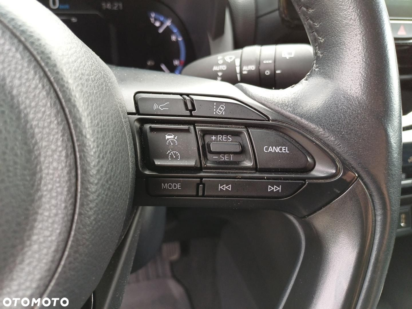 Toyota Yaris Cross - 18