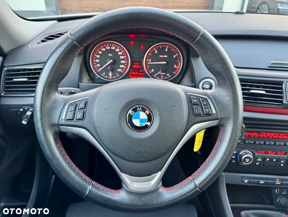 BMW X1 sDrive18d Sport Line - 15