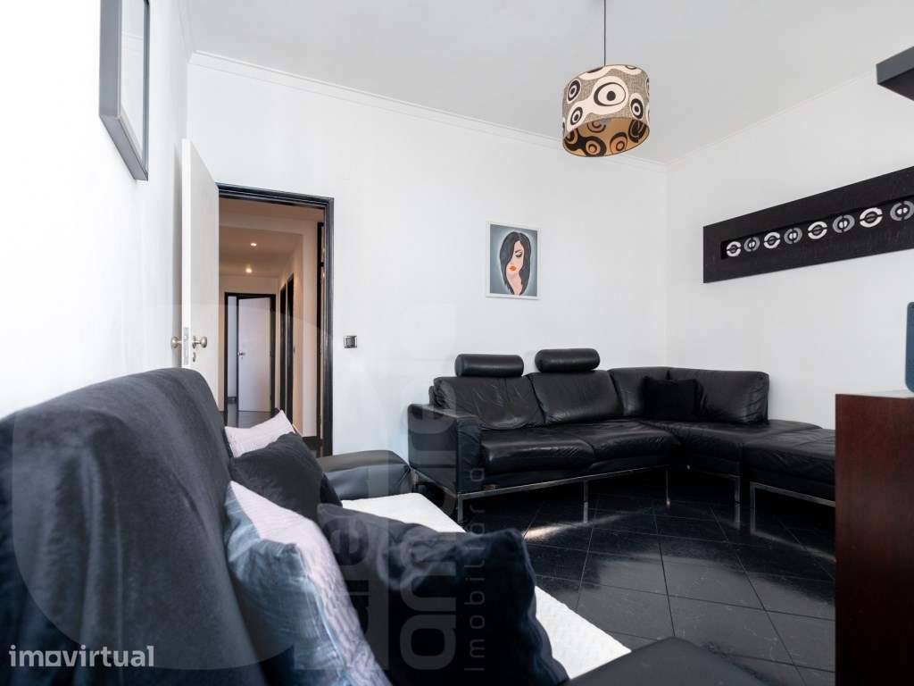 Apartamento T3 Luminoso com 90m2 | Amora - Grande imagem: 2/22