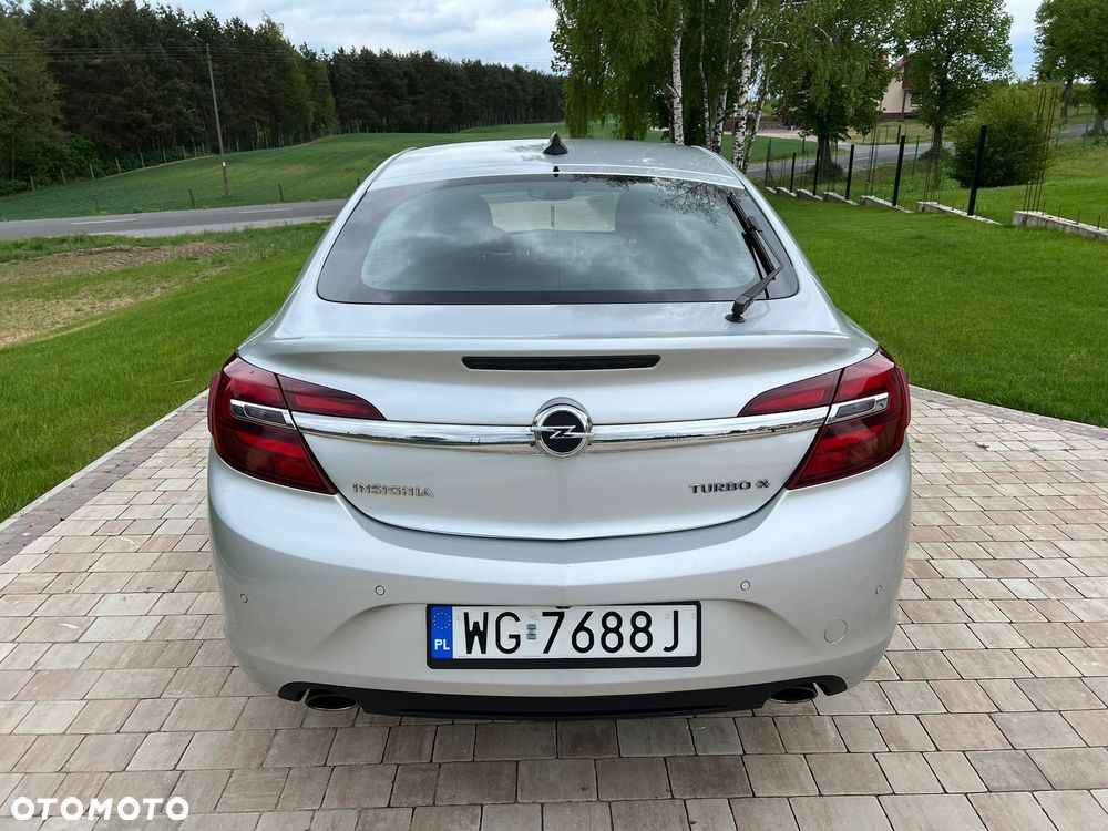 Opel Insignia 2.0 T Cosmo 4x4 - 6