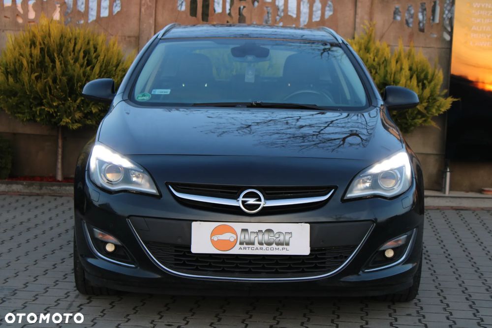 Opel Astra 2.0 CDTI Cosmo - 10