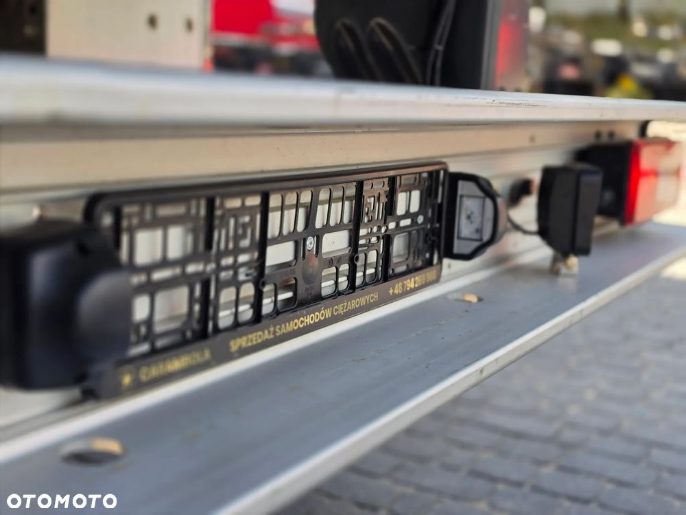 Volvo FH460 I SAVE / CARRIER 900/ KABINA SYPIALNA / CHŁODNIA KWIATOWA / SUPER STAN / 3 OŚ SKRĘTNA  / EURO 6 /SERWIS VOLVO / KONTENER KWIATOWY / - 24