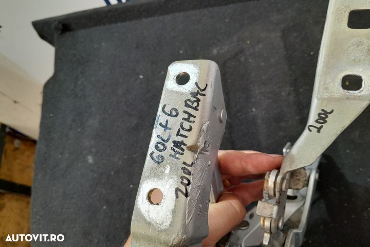 Balama capota motor dreapta HATCHBACK 5K0823302B HATCHBACK 5K0823302B - 3