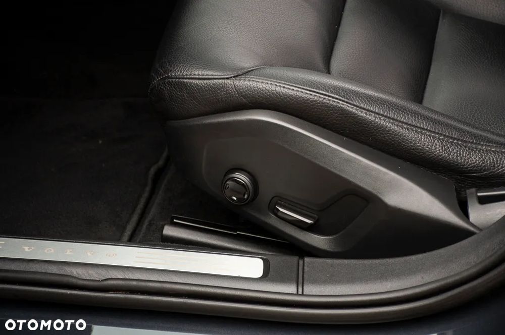 Volvo V90 D4 Geartronic - 23