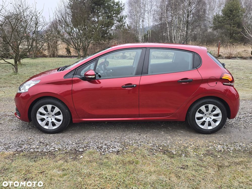 Peugeot 208 1.2 PureTech Style - 12