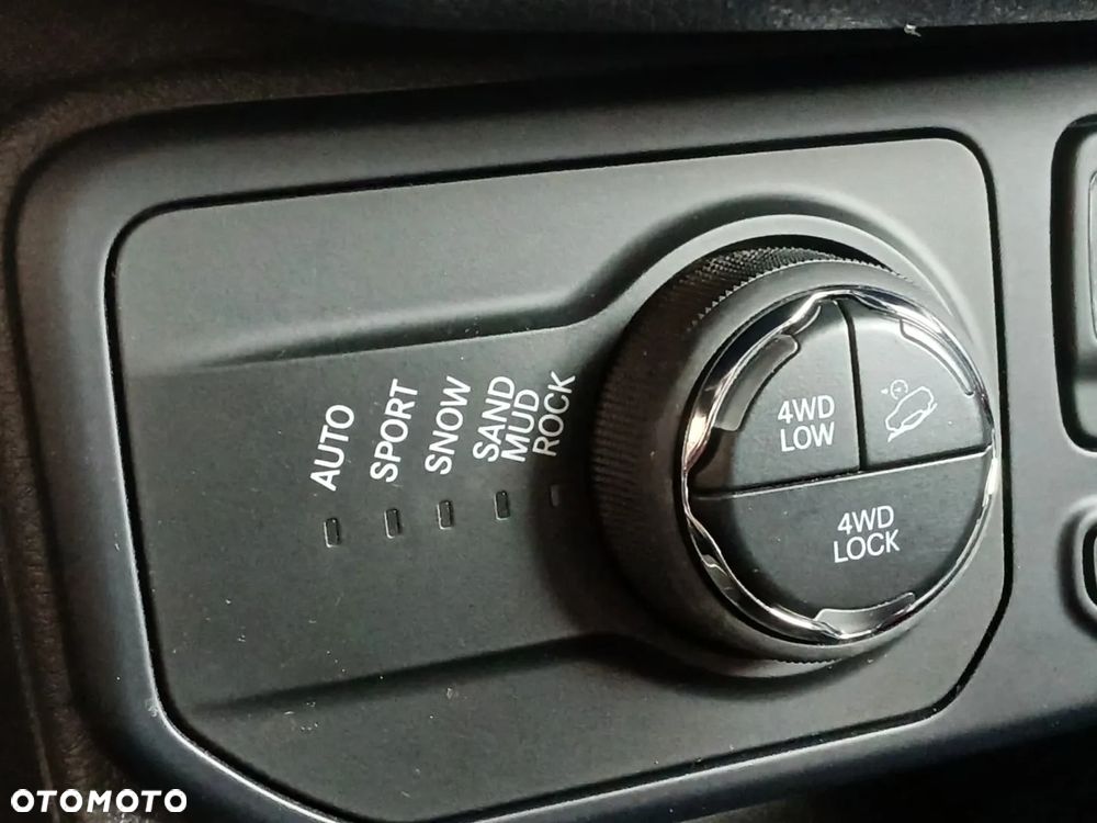 Jeep Renegade - 26