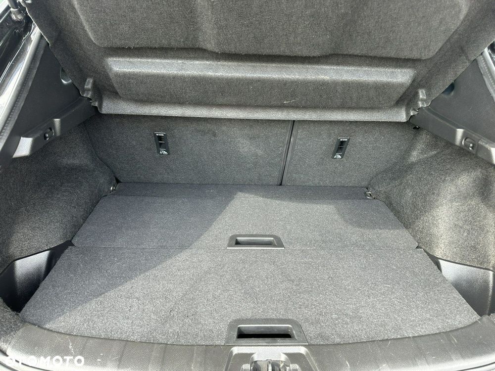 Nissan Qashqai 1.7 dCi N-Connecta - 34