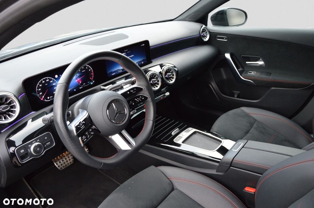 Mercedes-Benz Klasa A 200 AMG Line 7G-DCT - 14