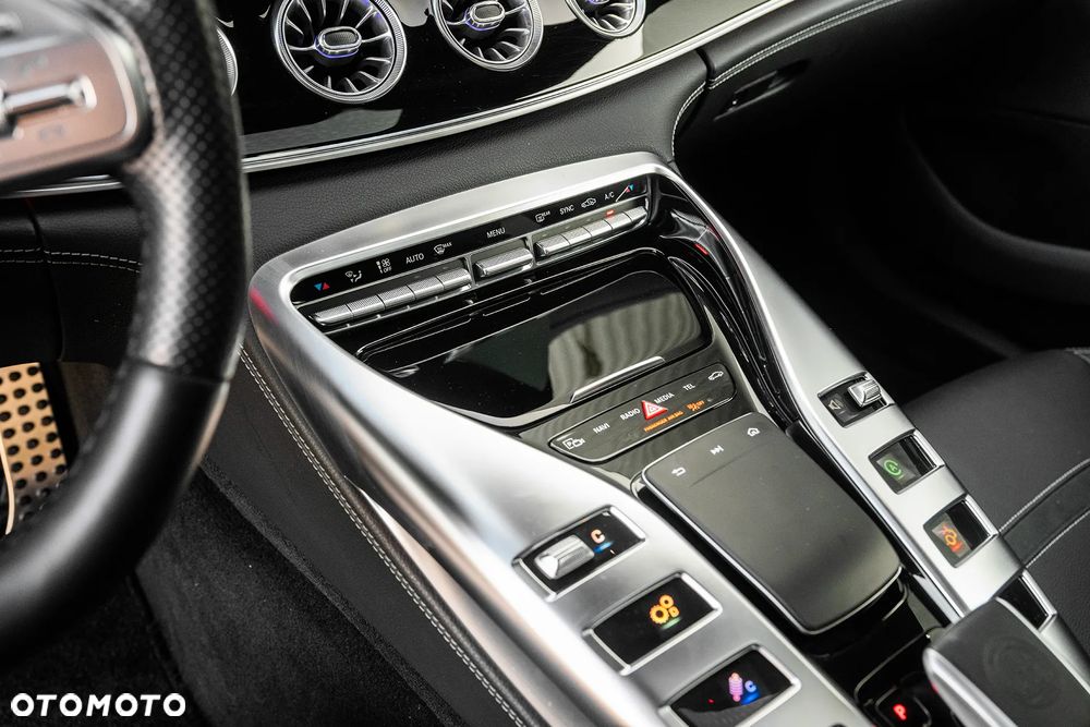Mercedes-Benz AMG GT 43 Speedshift TCT 9G - 38