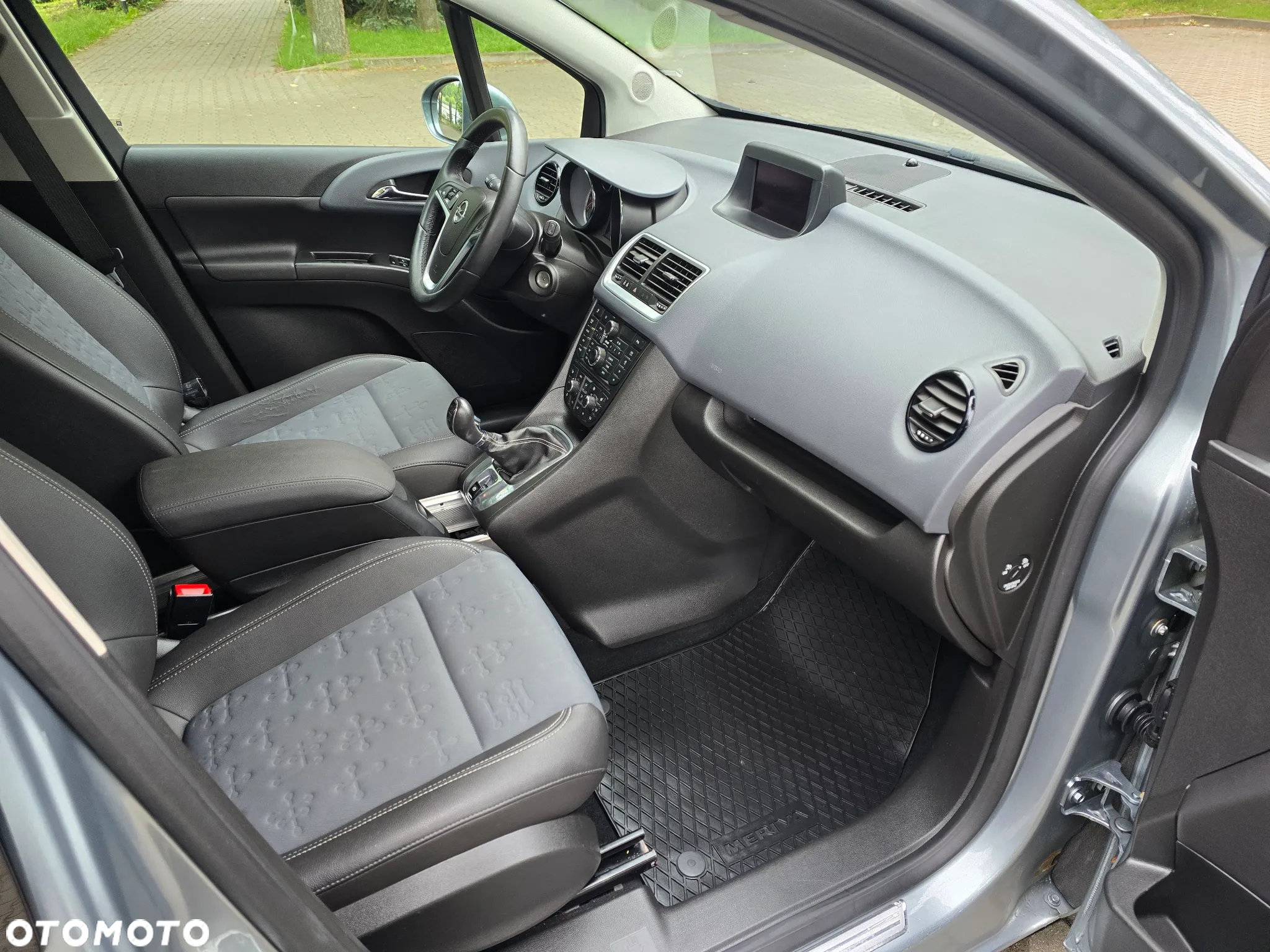 Opel Meriva 1.4 T Cosmo - 24