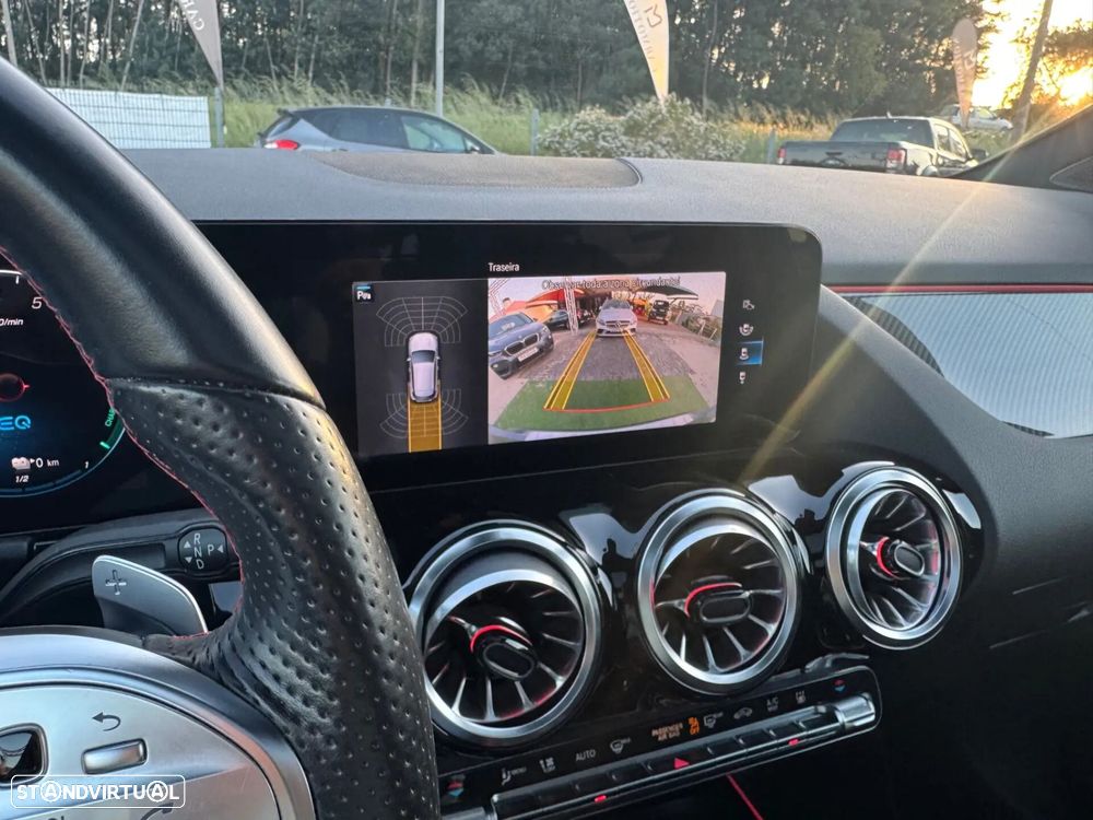 Mercedes-Benz GLA 250 e AMG Line - 11