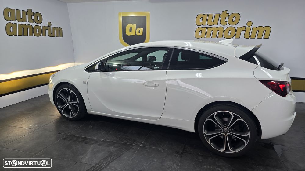 Opel Astra GTC 1.6 T S/S J20 - 11