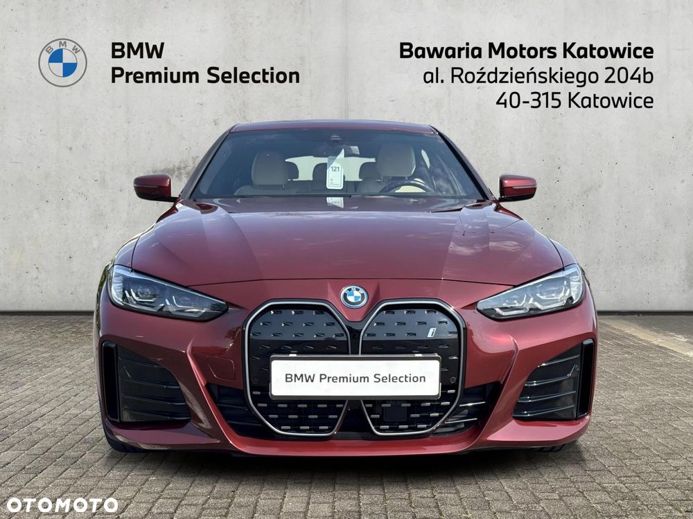 BMW i4 - 10