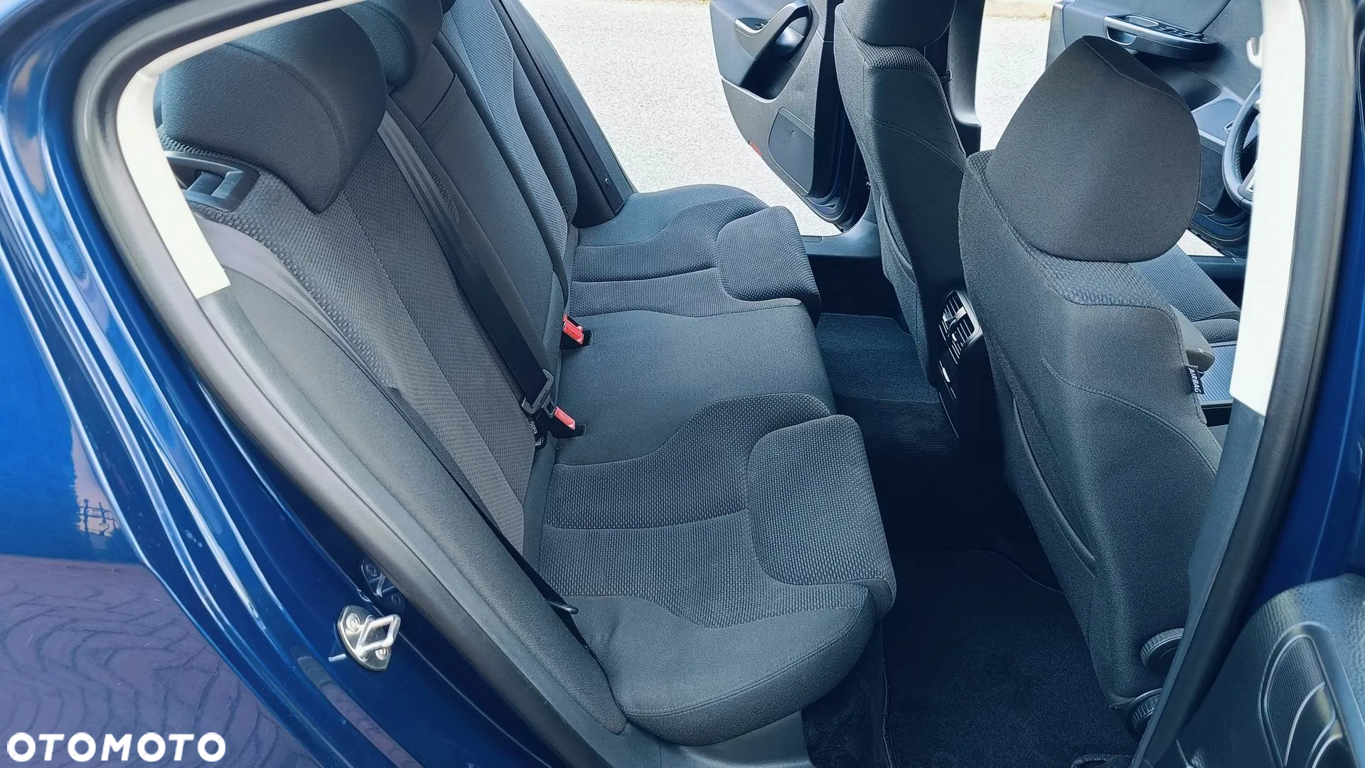 Volkswagen Passat 2.0 TSI Comfortline - 17