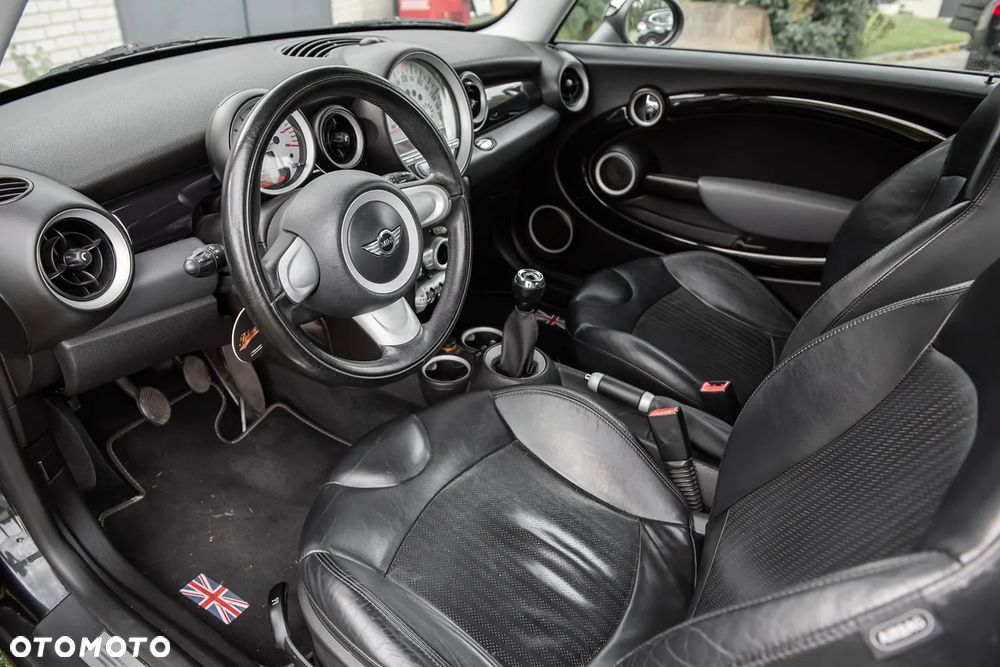 MINI Cooper 50 Camden - 6