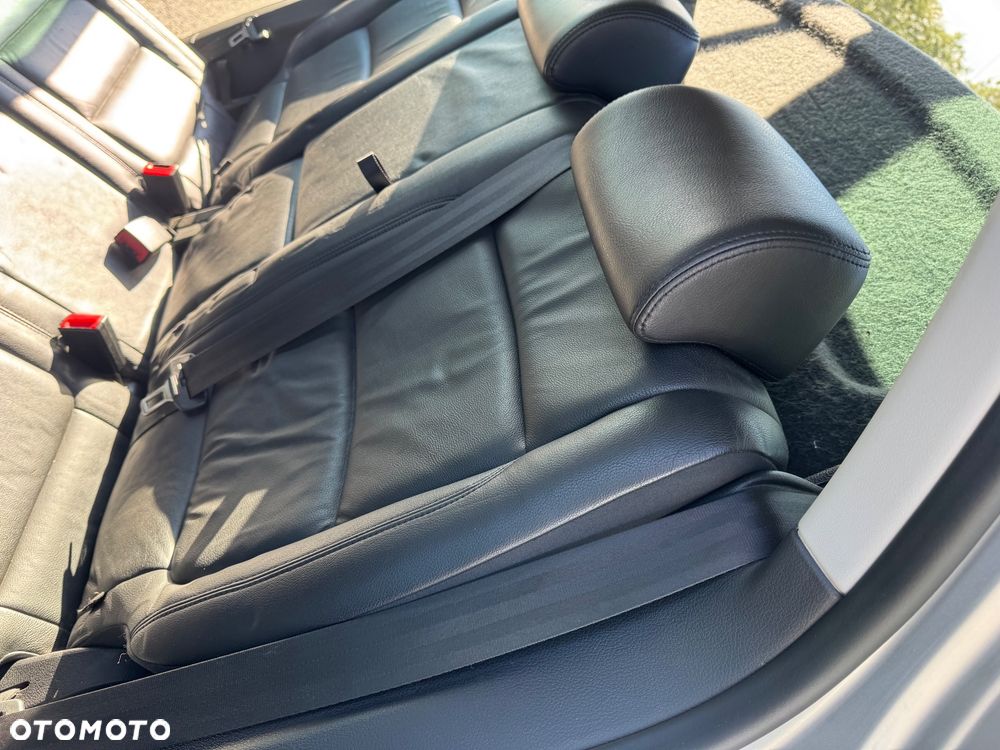 Volkswagen Golf Plus 1.6 TDI DPF DSG Highline - 21