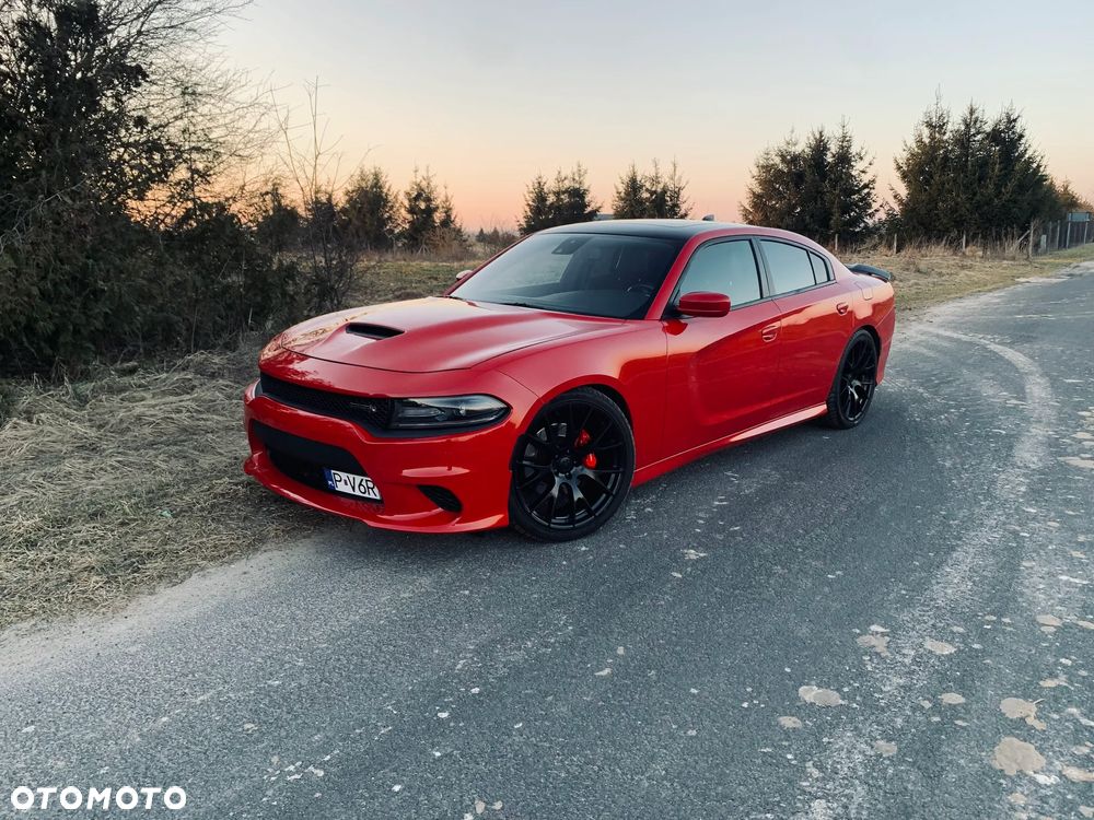 Dodge Charger 6.4 Scat Pack - 4