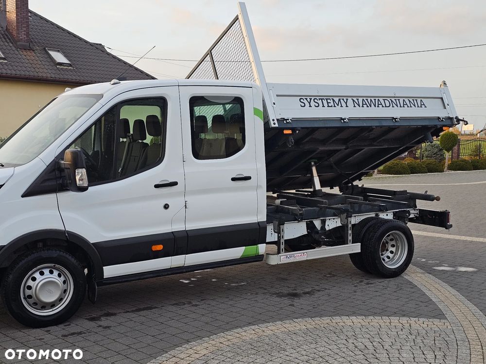 Ford Transit - 25