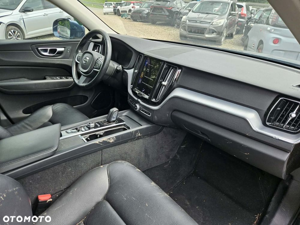 Volvo XC 60 T6 AWD Recharge Geartronic Inscription Expression - 25