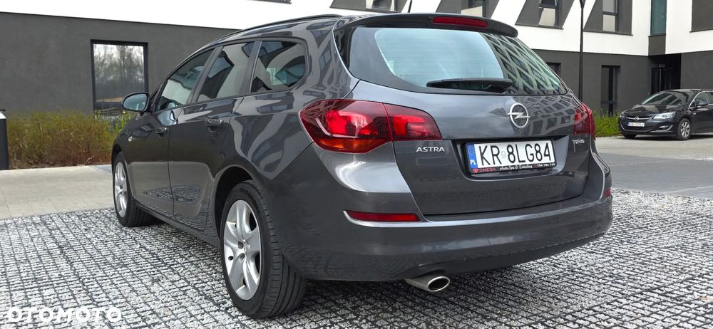 Opel Astra 1.4 Turbo Cosmo - 6