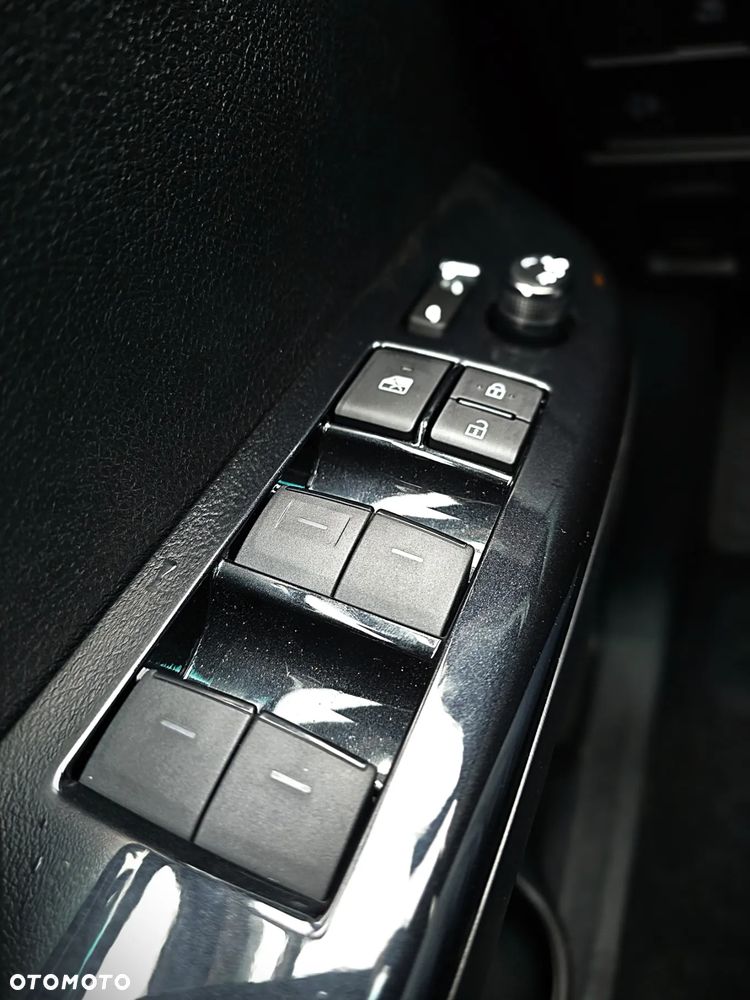 Toyota Hilux 2.8 D-4D Double Cab Active 4x4 - 23