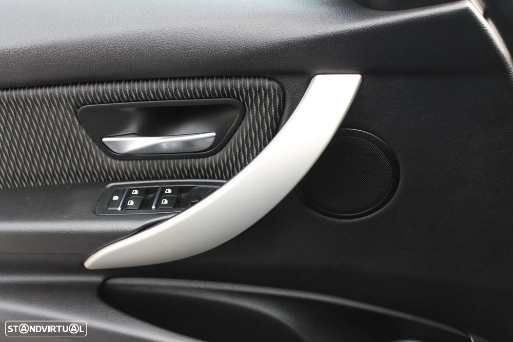 BMW 318 d Advantage Auto - 21