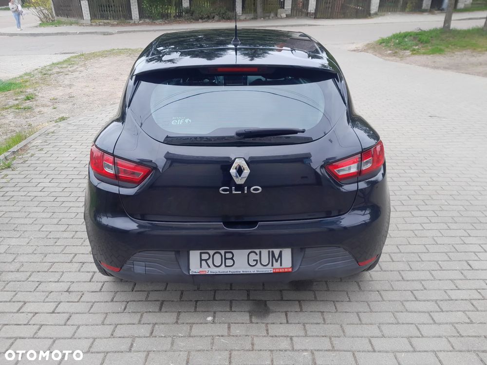 Renault Clio 1.2 16V 75 LIMITED - 4