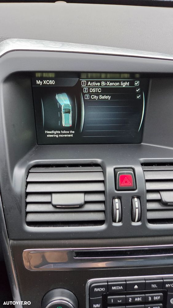 Volvo XC 60 D4 Geartronic Momentum - 17