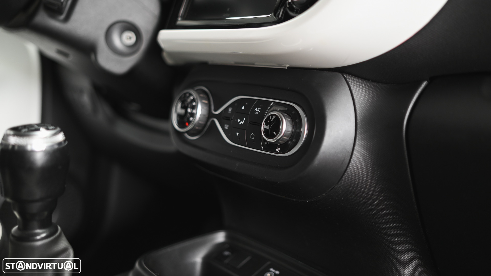 Renault Twingo ENERGY TCe 90 Intens - 34