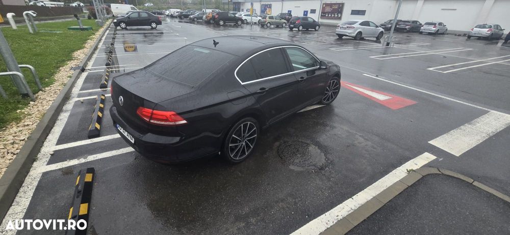 Volkswagen Passat - 8