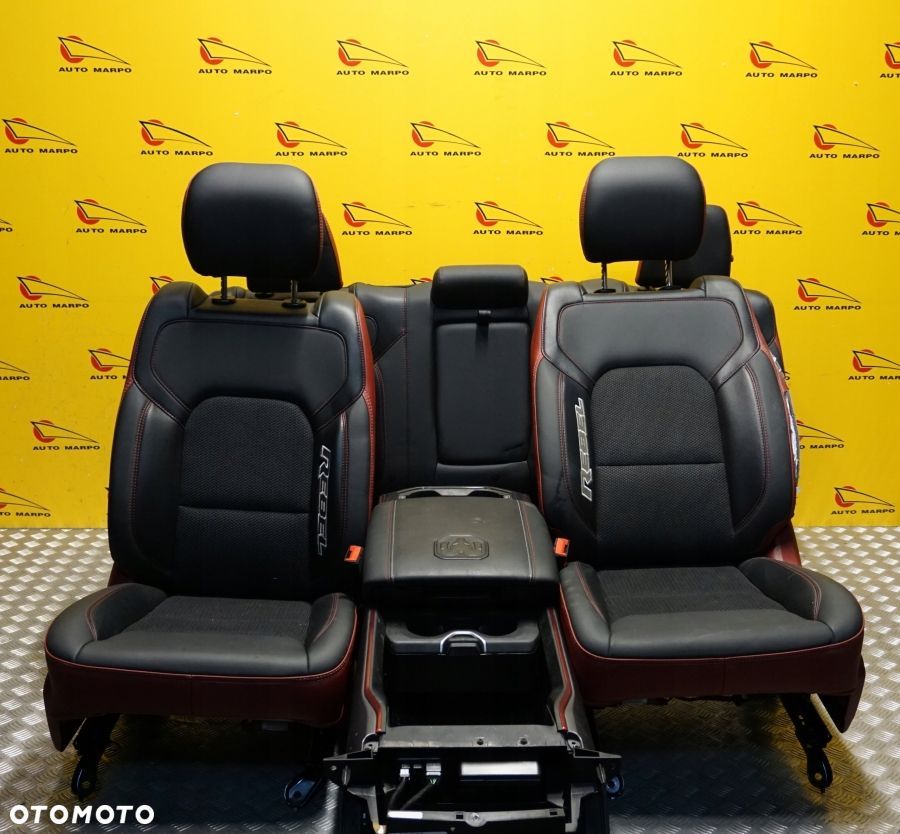 DODGE RAM 1500 REBEL 2022 - Fotel Fotele Kanapa Komplet Skóra Podłokietnik - 2