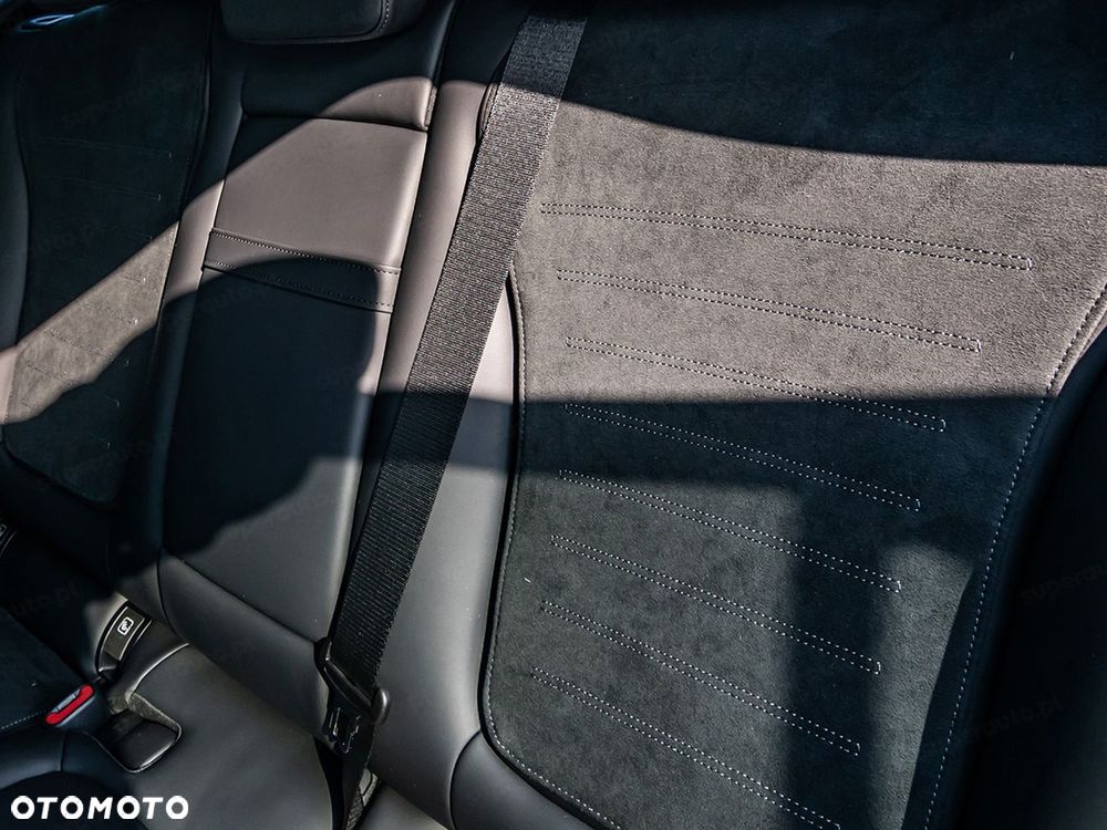 Mercedes-Benz GLC - 16