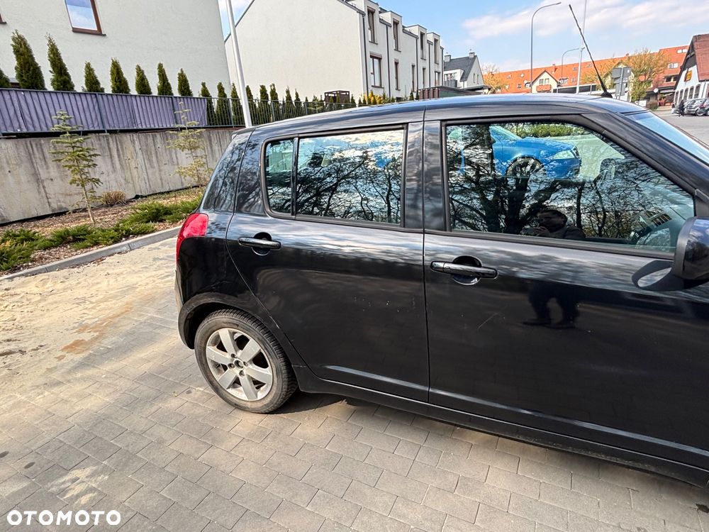 Suzuki Swift 1.3 DDiS GLX / Comfort - 5