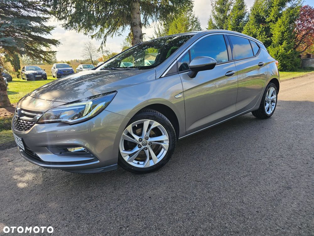Opel Astra 1.4 Turbo 120 Jahre - 31