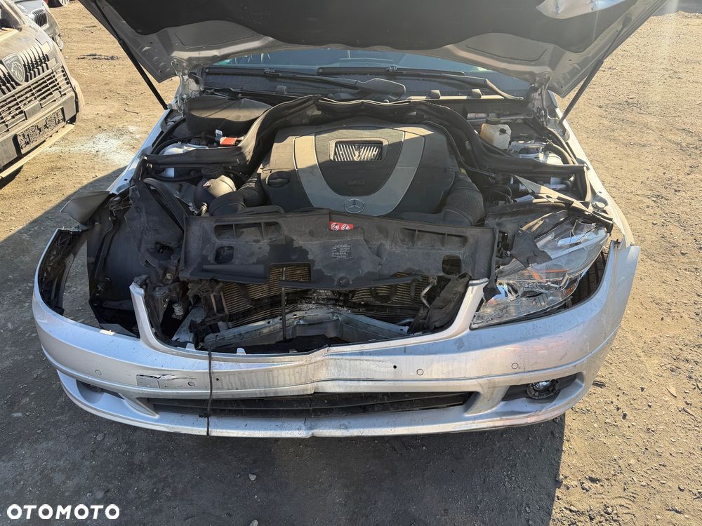 Mercedes-Benz Klasa C 230 7G-TRONIC - 12