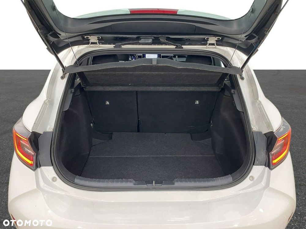 Toyota Corolla - 13