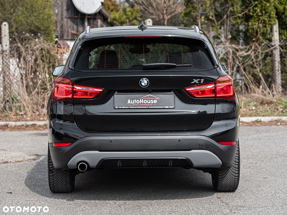 BMW X1 xDrive18d xLine sport - 14