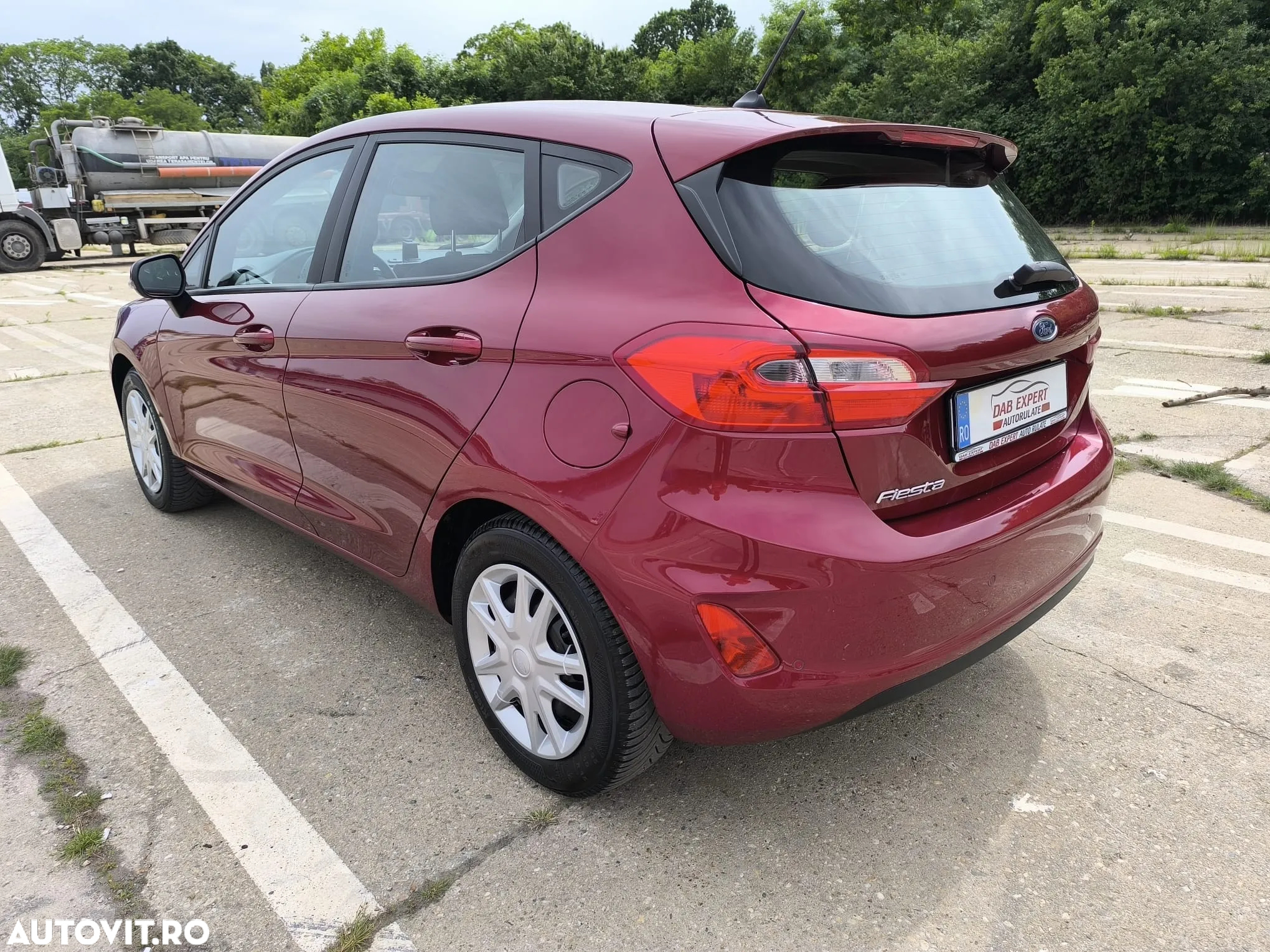 Ford Fiesta 1.1 Trend - 8