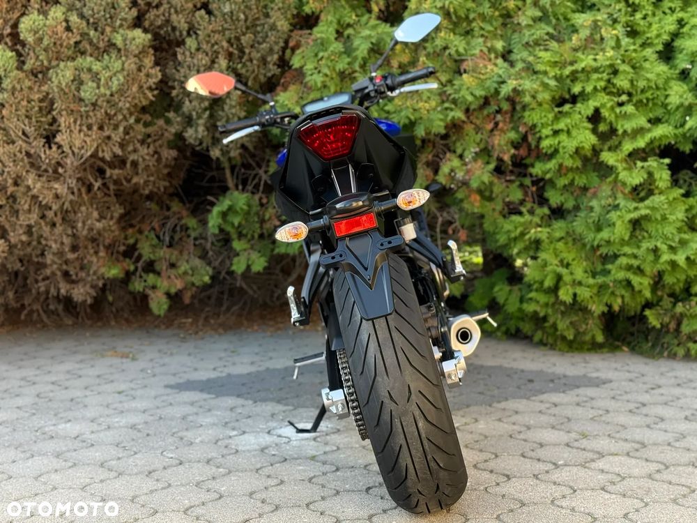 Yamaha MT - 4