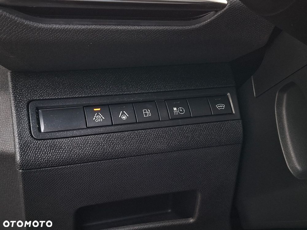 Peugeot 3008 - 22
