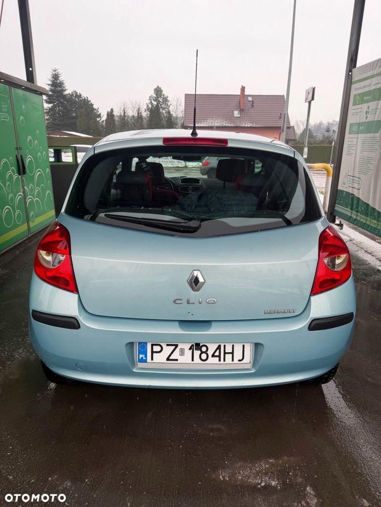 Renault Clio - 3