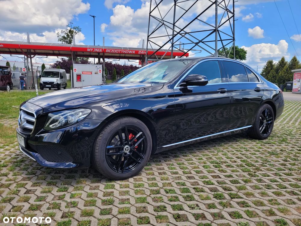 Mercedes-Benz Klasa E 220 d AMG - 2