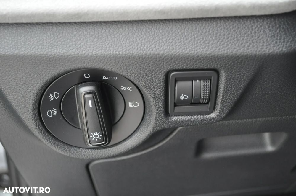 Skoda Kamiq 1.0 TSI Selection - 37