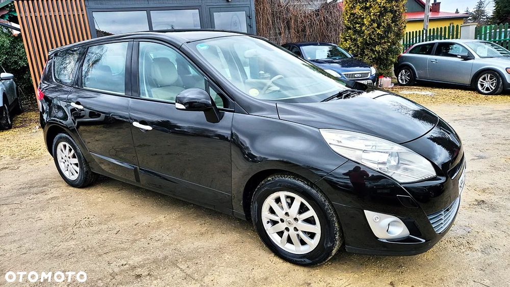 Renault Grand Scenic 2.0 16V 140 CVT Bose Edition - 8