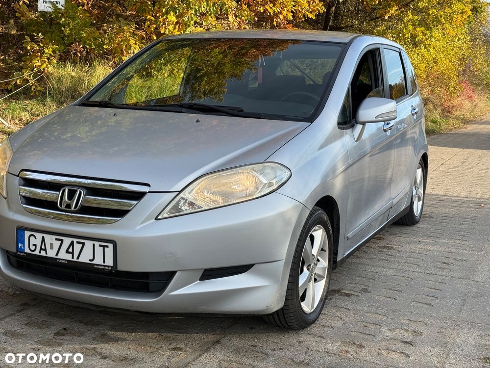 Honda FR-V - 9