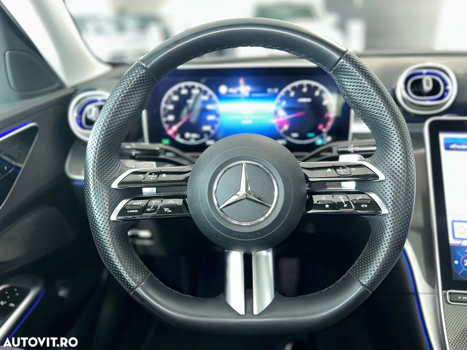 Mercedes-Benz C 180 9G-TRONIC AMG Line - 25